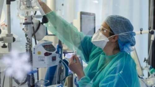 Κορονοϊός: Ρεκόρ για Κυριακή με 4.307 νέα κρούσματα - 52 θάνατοι, αυξήθηκαν σε 470 οι διασωληνωμένοι