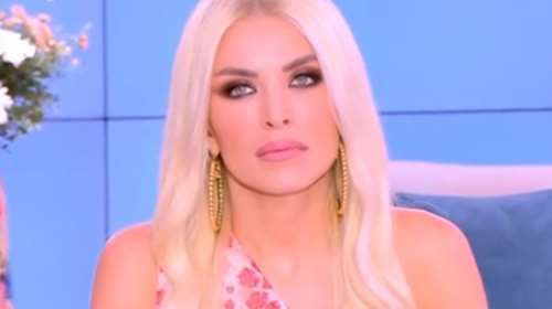 Η αδιαθεσία της Κατερίνας Καινούργιου κατά τη διάρκεια της εκπομπής της