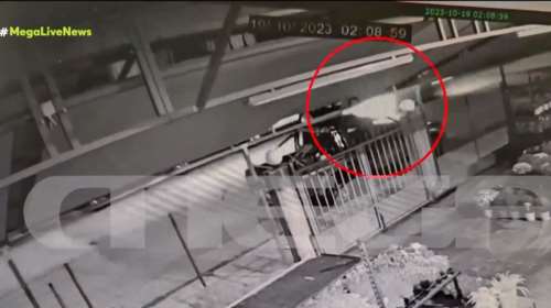 Τροχαίο στη Λαμία: Βίντεο ντοκουμέντο με το ΙΧ που "καρφώθηκε" σε κρεβατοκάμαρα σπιτιού - Μεθυσμένος ο οδηγός