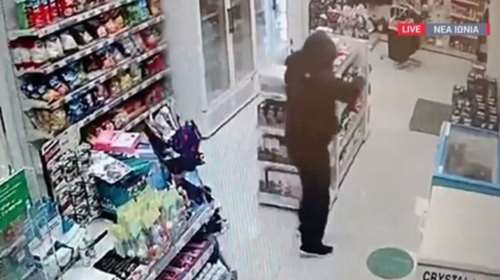 Έκλεβαν βενζινάδικα και καφετέριες στα νότια προάστια για να παίζουν τζόγο - Βίντεο ντοκουμέντο