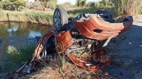 Εύβοια: Σκοτώθηκε 23χρονος αθλητής σε τροχαίο σοκ - Το αμάξι &quot;κρεμάστηκε&quot; πάνω από ποτάμι [εικόνες]