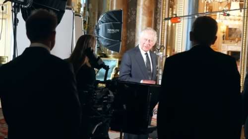 Βασιλιάς Κάρολος: Ιστορικό βίντεο-ντοκουμέντο από τα παρασκήνια πριν από το διάγγελμά του