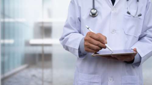 ΕΣΥ: Επίδομα έως 600 ευρώ τον μήνα σε γιατρούς στις άγονες περιοχές - Μέχρι και 7.200 ευρώ ετησίως τα κίνητρα