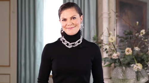 Πριγκίπισσα Βικτώρια: Το λαμπερό πάμφθηνο αξεσουάρ από τα H&amp;M που ξεγέλασε τους πάντες