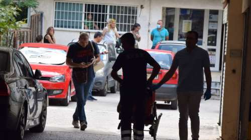 Επίθεση με τσεκούρι στην εφορία Κοζάνης: Ειχε σχέδιο ο 45χρονος - Ψάχνουν τα κίνητρά του