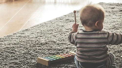 Έρχονται &quot;χώροι φύλαξης βρεφών&quot; στον ιδιωτικό τομέα: Ποιες επιχειρήσεις αφορά - Πότε ξεκινούν