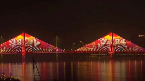 Κορονοϊός: Καθηλωτικές εικόνες από το τέλος του lockdown στην Ουχάν μετά από 2,5 μήνες