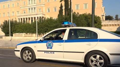 Κορονοϊός: Το νέο ηχητικό μήνυμα στα περιπολικά της Αττικής - &quot;Ας κάνουμε όλοι υπομονή&quot; [Βίντεο]