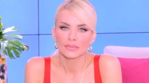 Κατερίνα Καινούργιου: "Πήγα στον πλαστικό και μου είπε ότι αυτό είναι το μόνο σημείο που δεν παίρνει χειρουργείο"