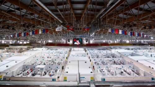 Ρωσία: Έκαναν νοσοκομείο κορονοϊού το παγοδρόμιο της Μόσχας- Απίστευτες εικόνες