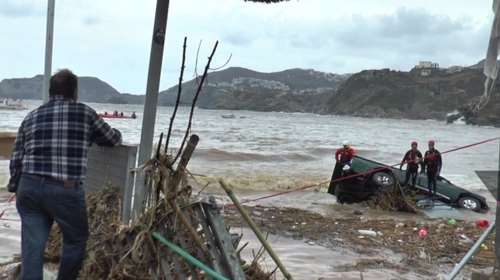 Μετατοπίζεται προς τα Δωδεκάνησα η κακοκαιρία: Μήνυμα από το 112 σε Κάσο, Κάρπαθο, Ρόδο, Χάλκη, Καστελλόριζο