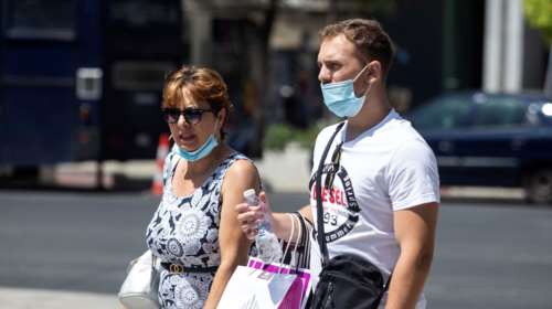 Κορονοϊός: Συνεχίζει να &quot;φλέγεται&quot; η Αττική - Πάλι &quot;κοκκίνησε&quot; η Κρήτη