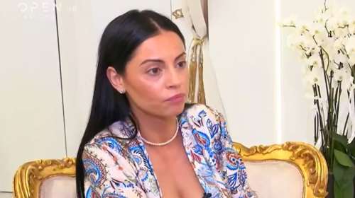 Δήμητρα Αλεξανδράκη: &#39;&#39;Μου έβαλαν φωτιά, με πέταξαν από τις σκάλες, φοβόμουν ότι θα με σκοτώσουν&#39;&#39; [βίντεο]