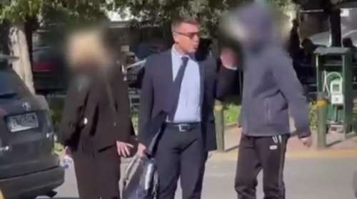 &quot;Είπε στο παιδί εσύ φταις&quot;: Ξεσπά η πρώην σύζυγος του τενόρου μετά τη σύλληψη για τον ξυλοδαρμό του γιου του
