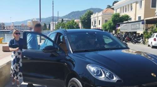 Εκτός κυβέρνησης και η Χριστίνα Αλεξοπούλου: Πλήρωσε ακριβά την βόλτα με την Πόρσε στη Λέσβο