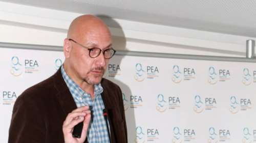 Ζαούτης: Μόνο ο εμβολιασμός του παγκόσμιου πληθυσμού θα οδηγήσει στον τερματισμό της πανδημίας