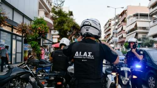 Σοκ στην Ηλιούπολη: Κάρφωσε το μαχαίρι στην καρδιά του για να αυτοκτονήσει