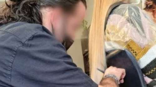 Στη φυλακή ο κομμωτής με τις κρυφές κάμερες: Δεν έχει διαρρεύσει τίποτα από τα βίντεο, δεν είμαι αυτός που νομίζετε