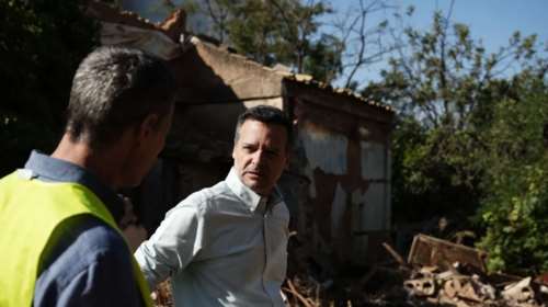 Σε κατεδαφίσεις 70 επικίνδυνων κτισμάτων προχωρά ο δήμος Αθηναίων - Σε 21 περιοχές [εικόνες]