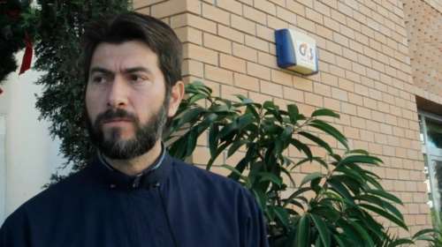 Κιβωτός του Κόσμου: ''Ο πάτερ Αντώνιος ενέκρινε να μας κλειδώνουν στα δωμάτια'' - Καταγγελία για τιμωρίες που ονόμαζε συνέπειες