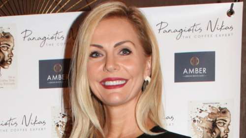 Έμη Λιβανίου: Η σπάνια εμφάνιση με την 19χρονη πανύψηλη κόρη της Αλεξάνδρα Λιβανίου που έχει ύψος 1,85