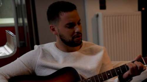 Πάτρα - Ο Μάνος Δασκαλάκης πήγε στο X-Factor μετά τον θάνατο των δύο παιδιών: &quot;Η Ρούλα έκανε την αίτηση&quot;