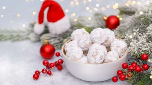 Παραδοσιακοί κουραμπιέδες μόνο με 4 υλικά - Καταπληκτικοί, θα γλείφετε τα δάχτυλά σας