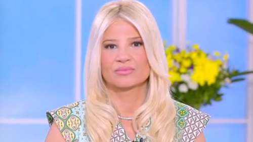 Φαίη Σκορδά: "Λέω τι θέλουν αυτοί οι άντρες μέσα στο σπίτι μου; Γιατί με κοιτάνε έτσι;"