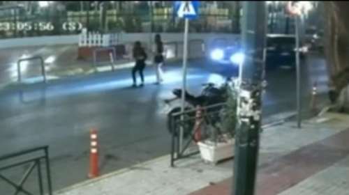 Καμίνια: Αυτοκίνητο χτύπησε 16χρονη σε διάβαση πεζών – Την εγκατέλειψε ο οδηγός