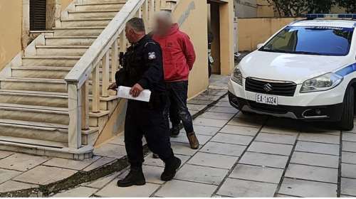 Τροχαίο στα Χανιά: Έρευνα για τηλεφώνημα &quot;άνωθεν&quot; την ώρα του ελέγχου - Υπό την επήρεια αντιψυχωσικών ο 45χρονος