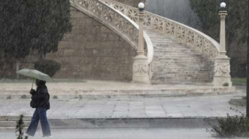 Καιρός τη Μεγάλη Εβδομάδα: Αστάθεια μέχρι και την Κυριακή του Πάσχα, σε περιοχές θα βρέξει - Τι λένε οι μετεωρολόγοι