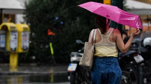 Αλλάζει το σκηνικό του καιρού: Επιμένουν οι υψηλές θερμοκρασίες σήμερα, έρχονται καταιγίδες στο τέλος της εβδομάδας