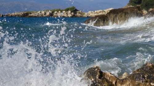 Θοδωρής Κολυδάς: Δυνατό μελτέμι και καταιγίδες ρίχνουν τη θερμοκρασία για ένα 48ώρο - Ποιες περιοχές θα επηρεαστούν
