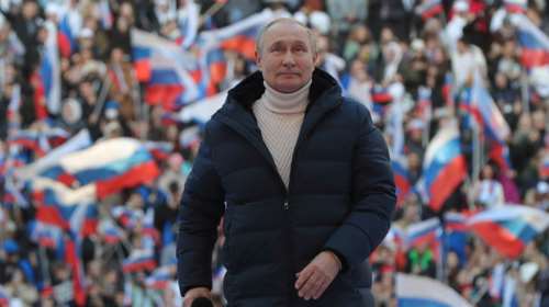 Βλαντιμίρ Πούτιν: Προκαλεί φορώντας μπουφάν των 10.000 ευρώ εν μέσω πολέμου και κατρακύλας για το ρούβλι