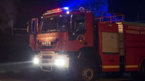 Τραγωδία με νεκρό 6χρονο προσφυγόπουλο στη Θήβα - Πυρκαγιά σε δομή προσφύγων