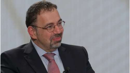 Ντάρον Ατζέμογλου: Έμαθε πως κέρδισε το Νόμπελ ενώ ήταν στην Αθήνα - Ο Συνολάκης περιγράφει την πρώτη του αντίδραση