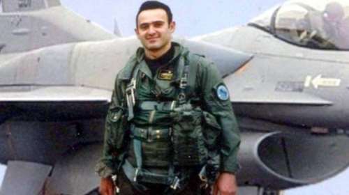 Κώστας Ηλιάκης: 16 χρόνια από τον θάνατο του Έλληνα σμηναγού - Η ανάρτηση Παναγιωτόπουλου