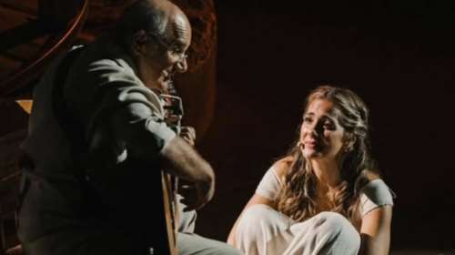 Νατάσα Μποφίλιου: Η πρώτη αντίδραση μετά το βίντεο που διώχνει τον πατέρα της- &quot;Φιλιά από εμάς&quot;