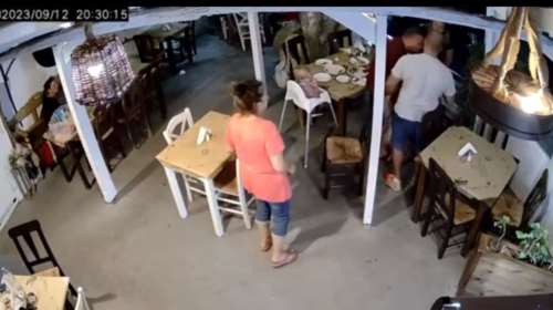 Κρήτη: Θαμώνας σώζει κοριτσάκι από πνιγμό σε ταβέρνα - Το σεμινάριο πρώτων βοηθειών... [βίντεο]