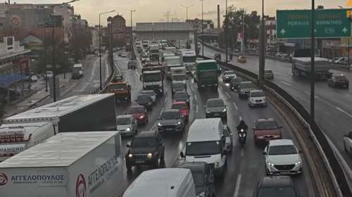 Κακοκαιρία: Τεράστιο μποτιλιάρισμα στον Κηφισό - Προβλήματα σε όλους τους κεντρικούς δρόμους της Αθήνας