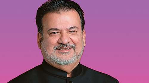 Ταϊζούν Χορακιγουάλα: Ο Ινδός επιχειρηματίας που έχει αγοράσει τους Κουλουράδες και ετοιμάζει νέο &quot;χτύπημα&quot; στην Ελλάδα