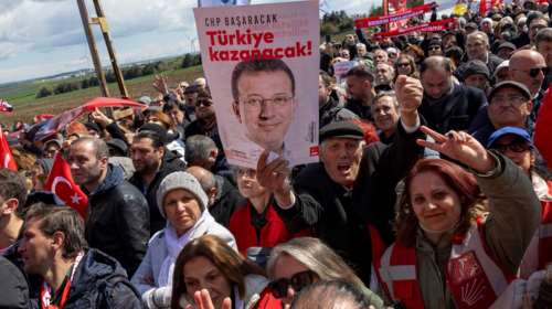 Τουρκία: Αναβλήθηκε η πρώτη δίκη του Ιμάμογλου - &quot;Βρίσκομαι εδώ επειδή κέρδισα τρεις φορές τις εκλογές στην Κωνσταντινούπολη&quot;