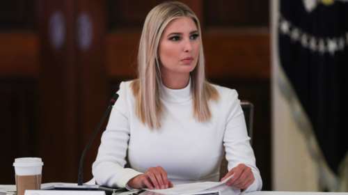 Η Ιβάνκα Τραμπ ποζάρει διαφημίζοντας μία ...κονσέρβα φασόλια και προκαλεί θύελλα αντιδράσεων [εικόνες]