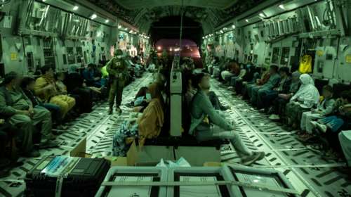 Αφγανιστάν: Φόβοι ότι το ISIS θα χτυπήσει το αεροδρόμιο - &quot;Φύγετε από εκεί&quot;, λένε ΗΠΑ, Βρετανία και Αυστραλία