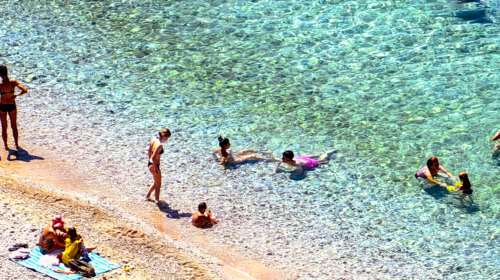 Ανάσες δροσιάς από σήμερα: Υποχωρεί το κύμα καύσωνα - Με τι θερμοκρασίες θα κυλήσει η εβδομάδα