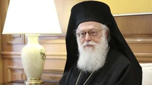 Αρχιεπίσκοπος Αλβανίας Αναστάσιος: Ραγδαία επιδείνωση της υγείας του, διασωληνωμένος στη ΜΕΘ - Το νέο ιατρικό ανακοινωθέν