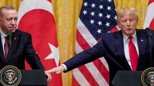 Το CNN &quot;καίει&quot; τον Τραμπ: Ο Ερντογάν του τηλεφωνούσε 2 φορές την εβδομάδα, τον είχε του χεριού του