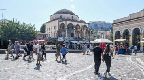 Κορονοϊός: 431 νέα κρούσματα στην Αττική, 337 στη Θεσσαλονίκη - Στο &quot;κόκκινο&quot; Πέλλα, Πιερία και Δράμα