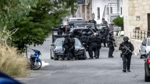 Βορίζια: Παραδόθηκε και συνελήφθη ο αδερφός της 56χρονης που πέθανε στους πυροβολισμούς