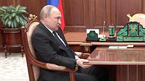 Θα εγχειριστεί για καρκίνο ο Πούτιν; Το σενάριο της Daily Mail για την ασθένεια και τον πιθανό αντικαταστάτη του